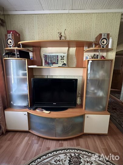 Стенка в гостиную бу