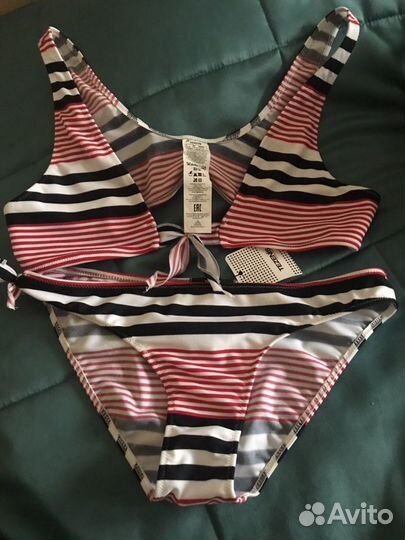 Новый купальник 9-12 лет