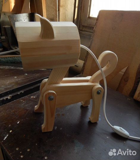 Настольная лампа светильник