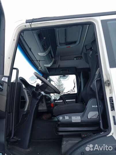 MAN TGS с полуприцепом, 2012