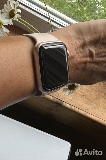 Часы apple watch 4 44mm