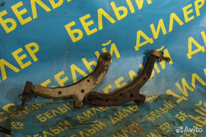 Передний рычаг Nissan Almera n16