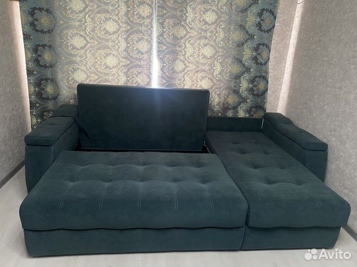 Диван