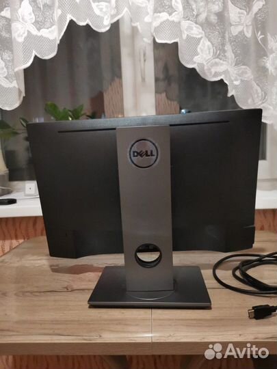 Монитор dell P2217