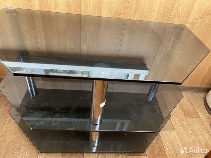 Стол стеклянный