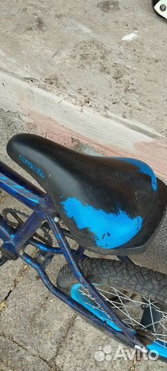 Велосипед детский 18 дюймов на 5-6 лет