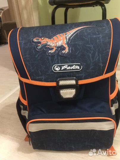 Рюкзак школьный