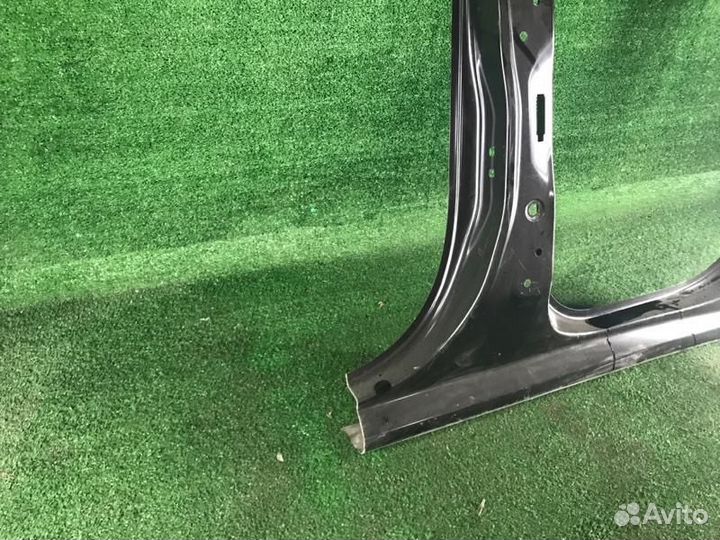 Боковина левая Chevrolet Tahoe 4 (2014-2020)