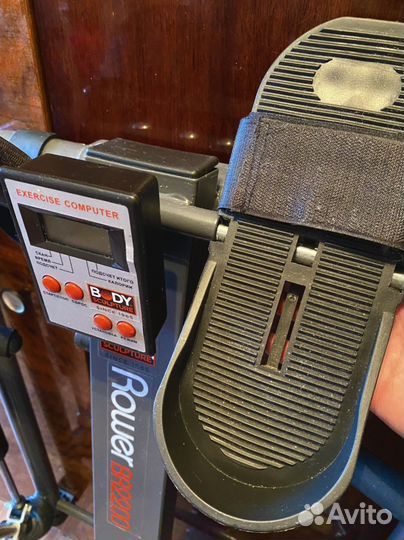 Гребной тренажер