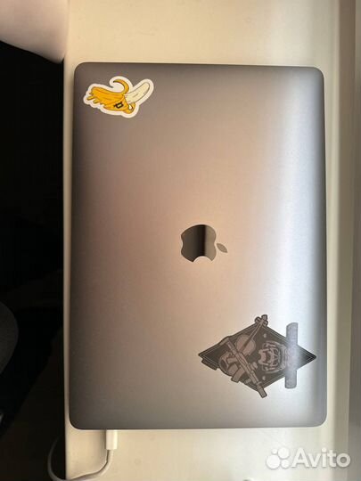 Macbook pro 13 2020 touch bar