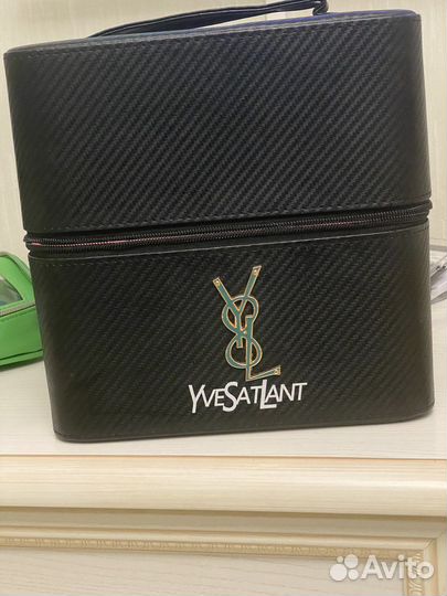 Бьюти кейс -косметички всё вместе