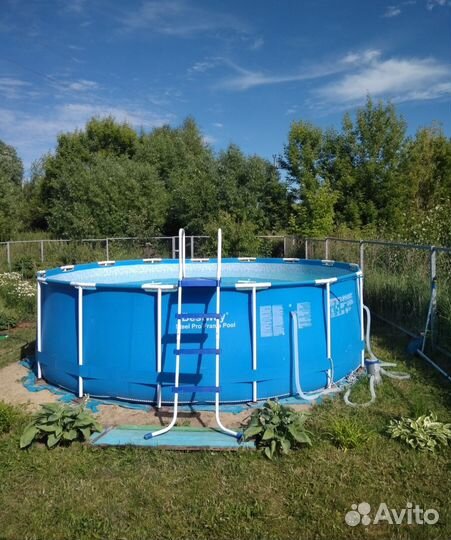 Продаю бассейн каркасный bestway 457х122 бу