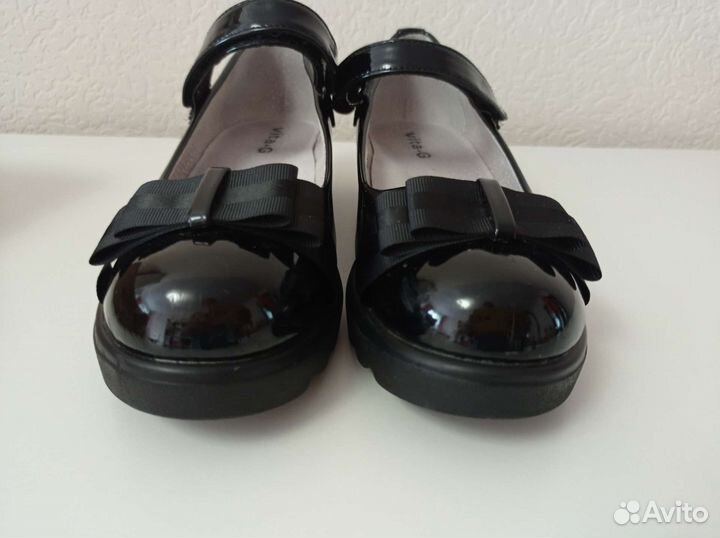 Туфли на девочку 36