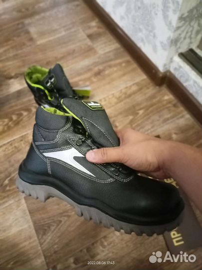 Ботинки мужские новые