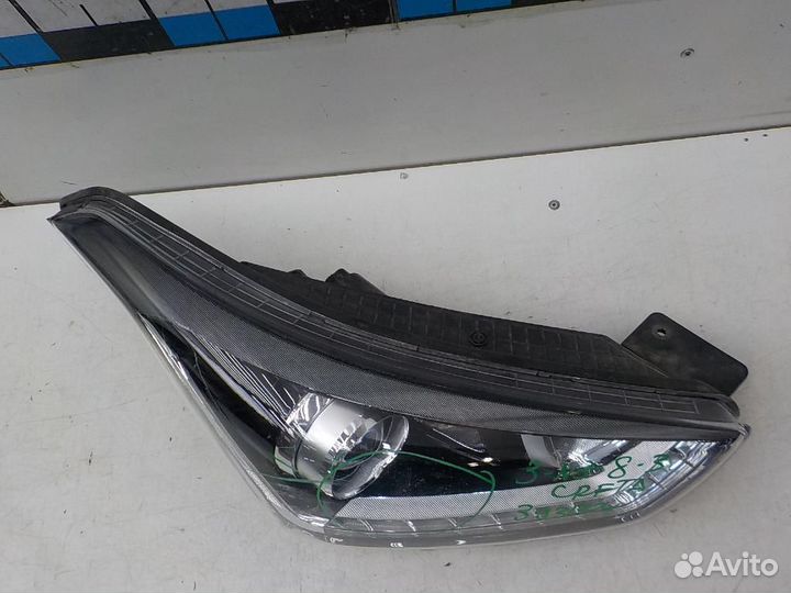 Фара правая Hyundai Creta