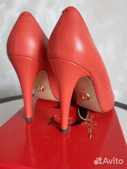 Туфли женские