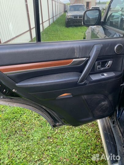 Дверная карта mitsubishi pajero 4