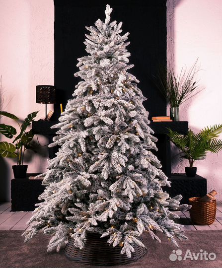 Елка искусственная