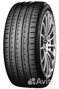 Yokohama Advan Sport V105S 265/40 R20 104Y