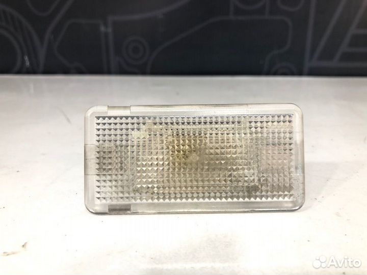 Плафон багажника Bmw 528I E39 M52B28 1998