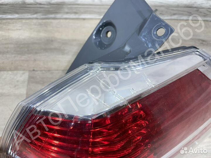 Фонарь правый внешний Nissan X-Trail T32 2013-2019