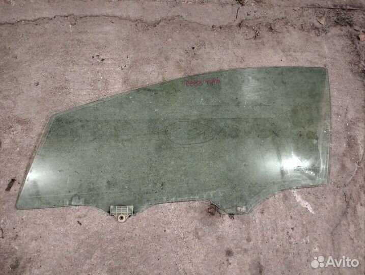 Стекло переднее левое Kia Ceed 2 JD