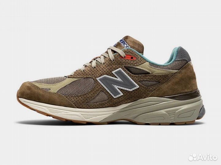 New Balance x Bodega 990v3 