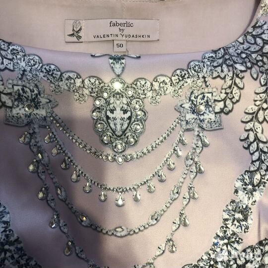 Платье праздничное