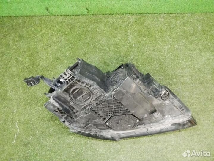 Фара левая Audi A8/S8