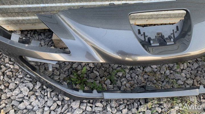 Бампер передний Peugeot 308