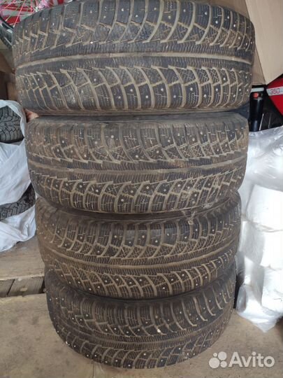 Matador MP 30 Sibir Ice 2 215/60 R16 99T