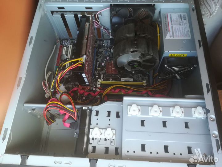 Intel 4 ядра / RAM 8Gb / HDD 500Gb / GTX 560Ti