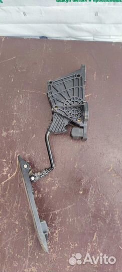 Педаль газа Honda Accord 8