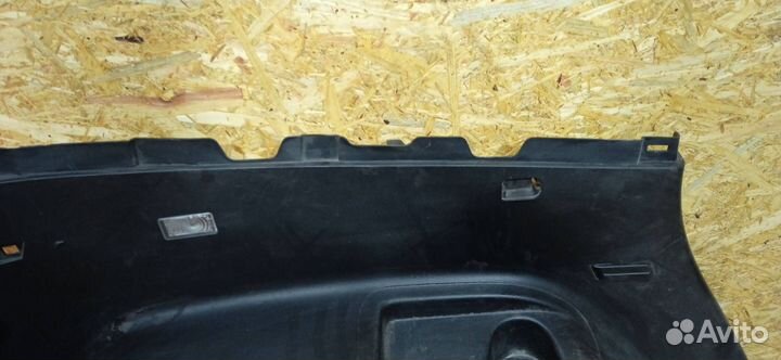 Обшивка отсека багажника левая Chevrolet Orlando