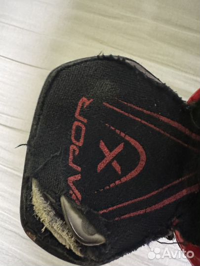 Хоккейные коньки bauer