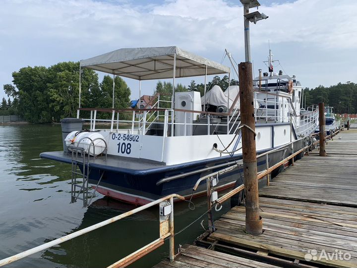 Продам прогулочный теплоход Ярославец