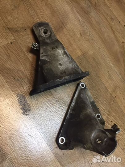 Кронштейн двигателя М57 Бмв Е60 Е61