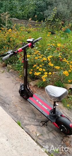 Продам. Электро самокат kugoо m4 про