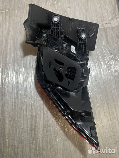 Фонарь задний правый IQ light Tiguan 2