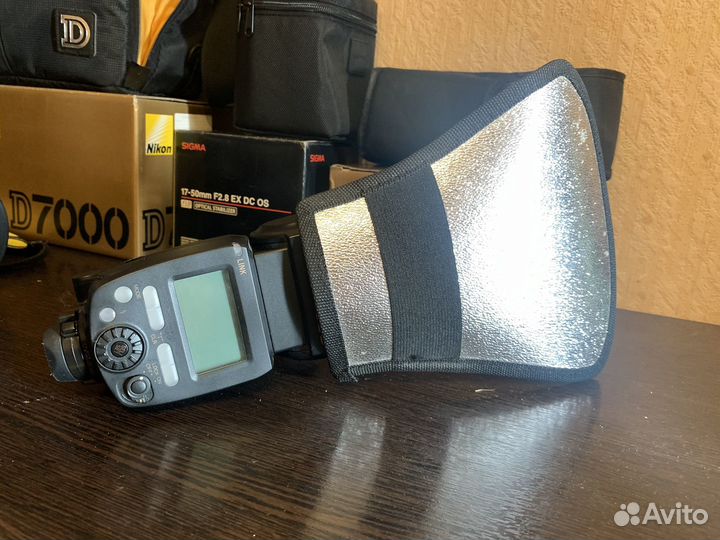 Nikon d7000 + Sigma AF 17-50 mm f/2.8 EX DC OS HSM