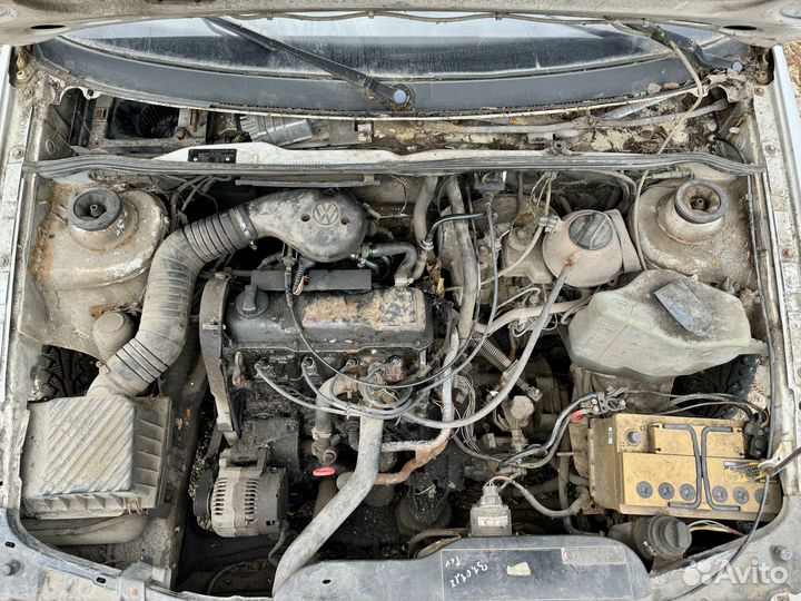 Volkswagen Passat 1.8 МТ, 1994, 200 000 км