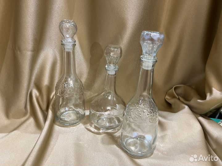 Графины стеклянные с пробкой