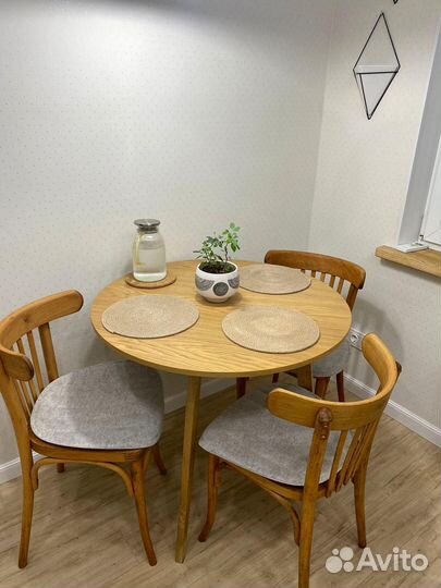 Круглый стол