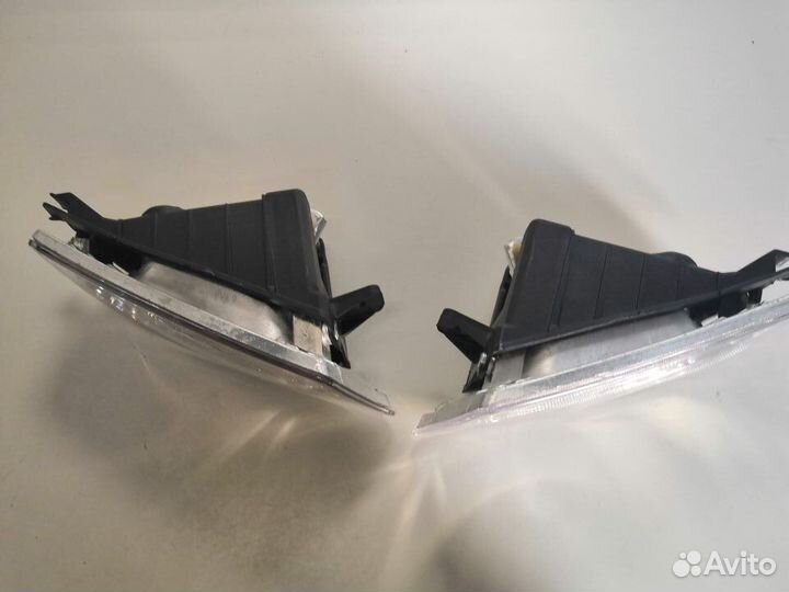 Honda Civic 4D Хонда цивик противотуманная фара