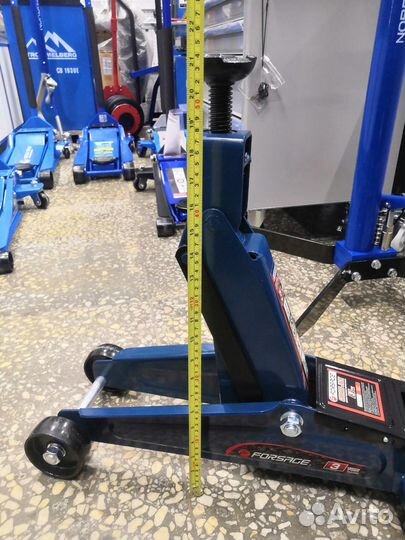 Домкрат подкатной гидравлический 3 тонны