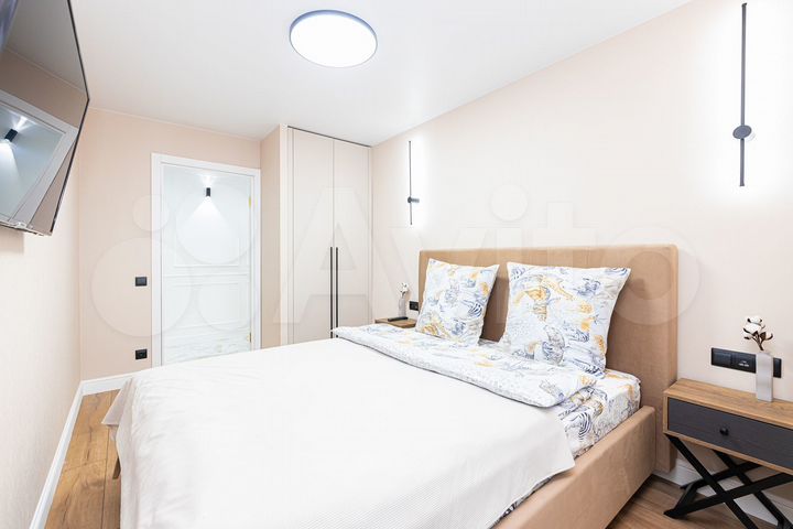 2-к. квартира, 45 м², 1/9 эт.