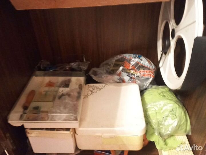 Швейная машина Чайка 142м