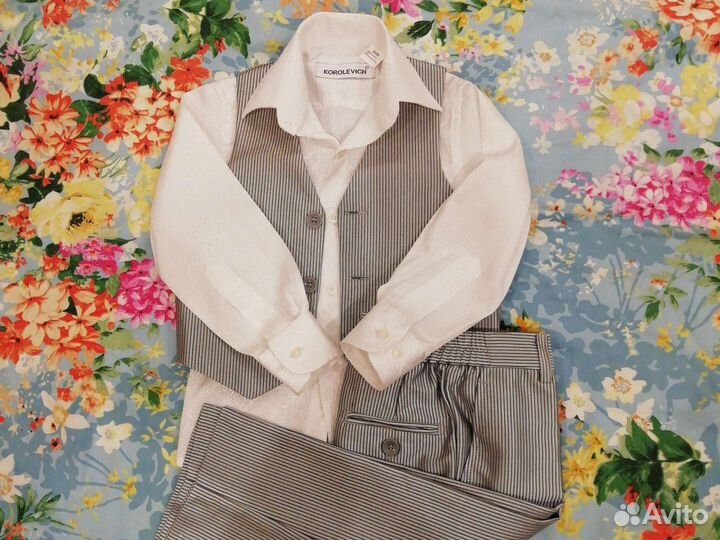 Костюм праздничный