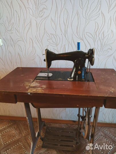 Швейная машинка Подольск 2м