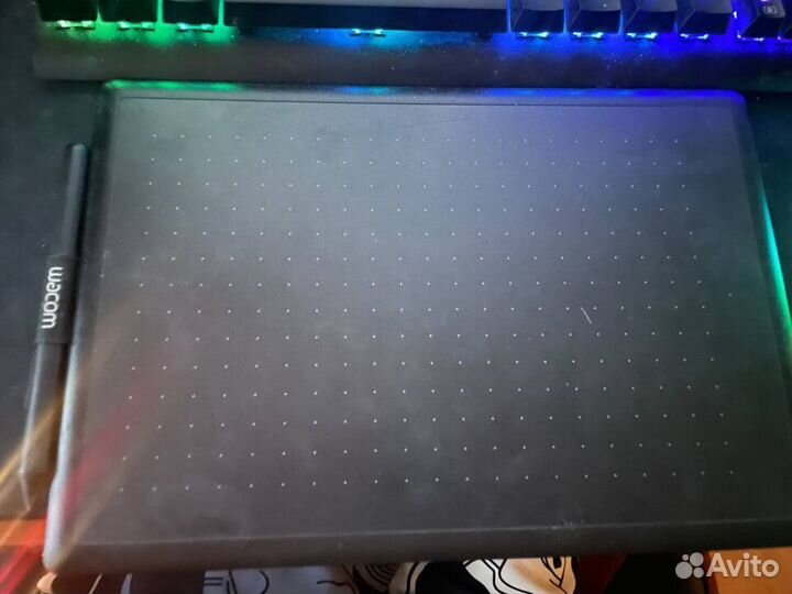 Графический планшет wacom one